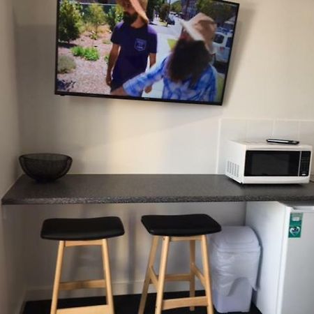 Port Lincoln Shark Apartment 3 Eksteriør billede