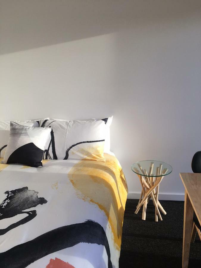 Port Lincoln Shark Apartment 3 Eksteriør billede
