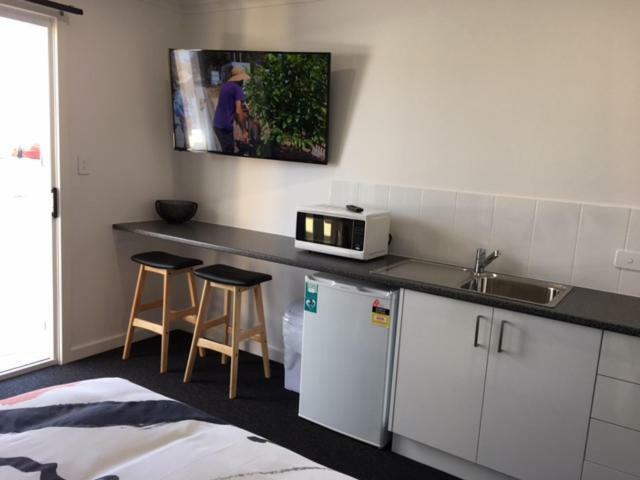 Port Lincoln Shark Apartment 3 Eksteriør billede